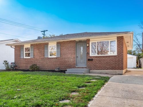 3321 Reaver Ave, Darbydale, OH 43123-2025