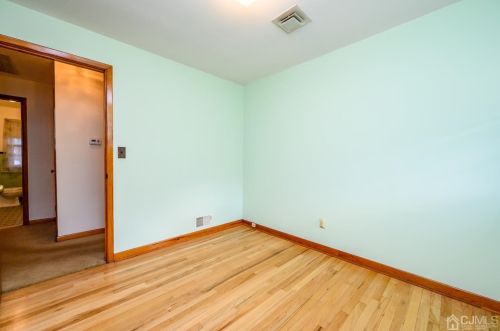 2320 Oxford Ave, South Plainfield NJ  07080-5431 exterior