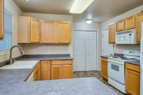 18294 Shore Dr, Middletown, CA 95467-8624