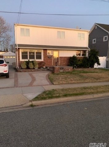 58 Broadway, Bethpage, NY 11714-4902