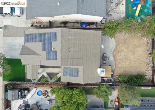 2060 Springbrook Ct, Oakley CA  94561-4113 exterior