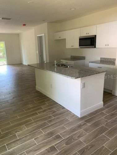 1337 40th St, Orlando, FL 32839-8944