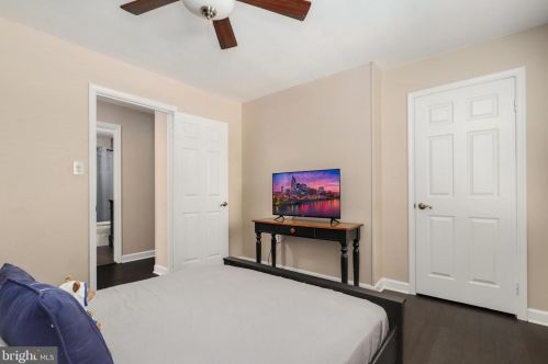 13461 Princedale Dr, Woodbridge VA  22193-3865 exterior