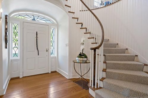 672 Oenoke Rdg, New Canaan, CT 06840-3124