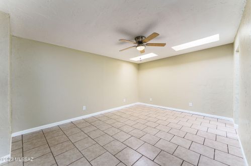 8409 Mary Dr, Tucson AZ  85730-2038 exterior