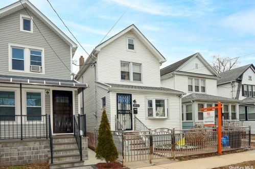 104-03 216th St, Jamaica, NY 11429-1911