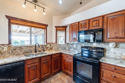 4341 Desert Jewel Loop, Green Valley AZ 85622-5645 exterior