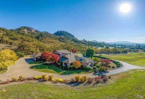 4933 Harville Rd, Santa Rosa CA  95409 exterior