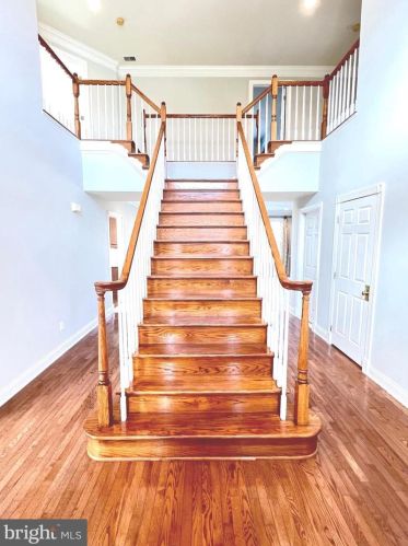 5920 Interlachen Ct, Haymarket VA  20169-6169 exterior