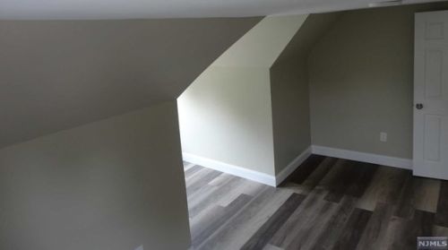 455 Washington Ave, Dumont NJ  07628-1227 exterior