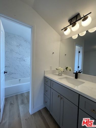 5652 Norwalk Blvd, Whittier CA  90601-2532 exterior