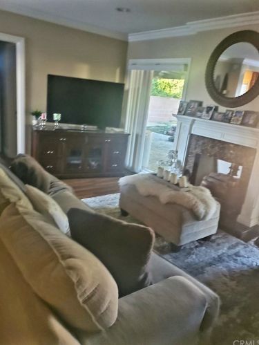 1030 Paula Dr, Fullerton CA 92833-3552 exterior