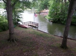 4420 Wildwood Rd, Memphis, TN 38135-1041