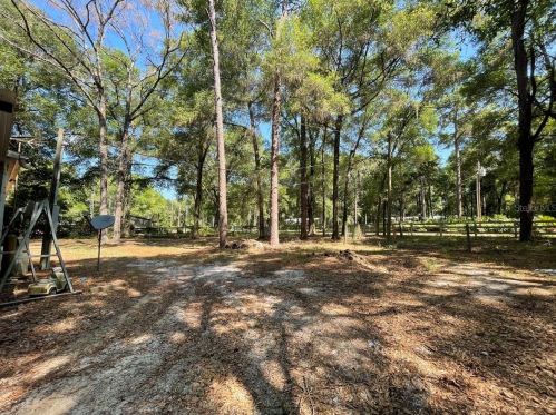 2431 180th St, Summerfield, FL 34491-7549
