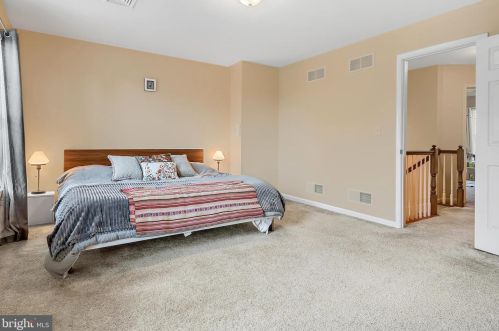 440 Waterleaf Ct, Navy Sup Dpt PA  17050-2489 exterior