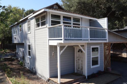 9012 Mill Station Rd, Sebastopol, CA 95472-2549