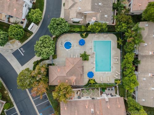 13503 Jadestone Way, San Diego CA 92130-2819 exterior