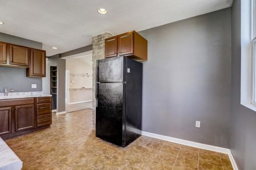 1101 72nd St, Milwaukee WI  53214-3119 exterior