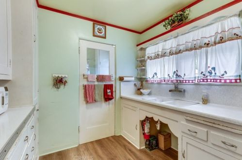 6017 Kauffman Ave, Temple City CA  91780-1742 exterior