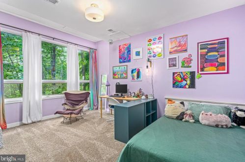 11103 Glade Dr, Herndon VA 20191-4707 exterior