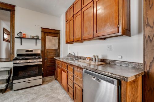 1663 Carroll Ave, Saint Paul MN  55104-5220 exterior