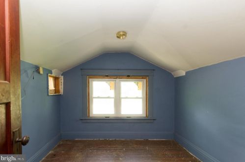 446 Main St, Lansdale PA  19446-2811 exterior