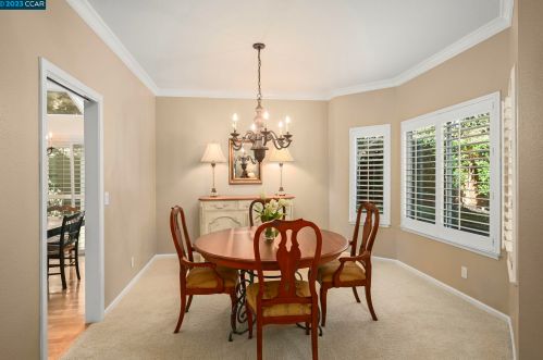 725 Glasgow Cir, Danville, CA 94526-2944