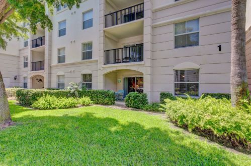 1108 Tuscany Way, Boynton Beach FL  33435-7802 exterior