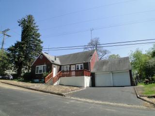 50 Ball Ave, Parsippany, NJ 07054-2125