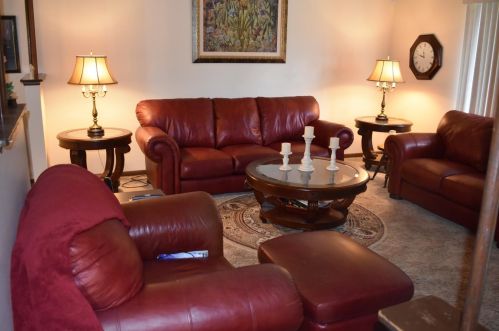 7773 Virginia Pl, Gary, IN 46410-5642