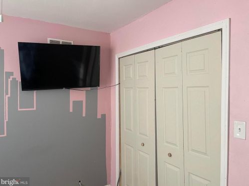 325 Nimitz Rd, Dover DE  19901-6636 exterior