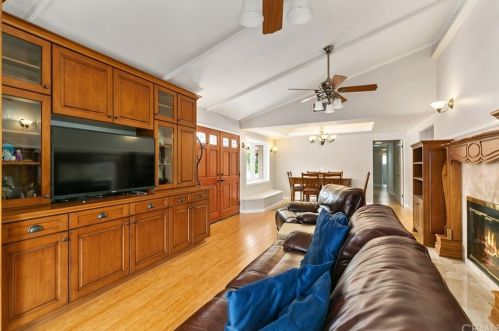 1539 Avolencia Dr, Fullerton CA 92835-3717 exterior