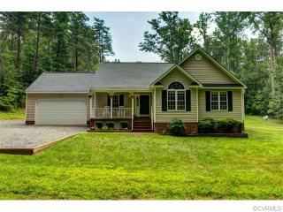 2472 Three Oaks Ln, Dabneys, VA 23102-2033