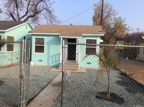 1914 Pacific St, Bakersfield CA  93305-4932 exterior