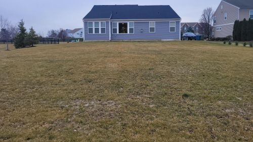 1699 Adena Pointe Dr, Marysville OH  43040-8142 exterior