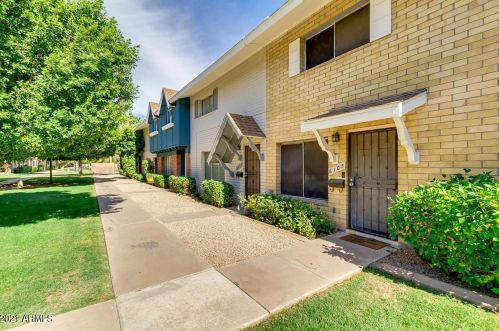 6105 Granite Reef Rd, Scottsdale AZ  85250-5868 exterior