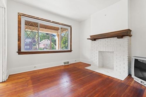 4329 Stanton Ave, Pittsburgh PA  15201-2243 exterior