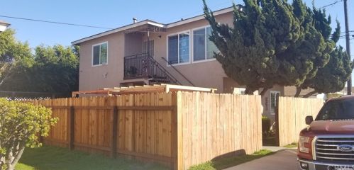 304 60th St, Long Beach, CA 90805-3412