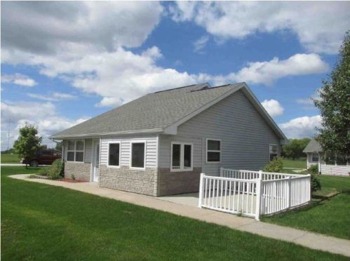 1600 Poplar St, Leon, IA 50144-1278