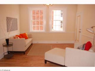 1614 Grove Ave, Richmond VA  23220-4641 exterior