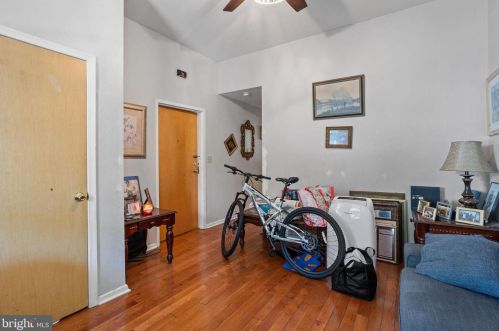 902 Swede St, Norristown PA  19401-3958 exterior