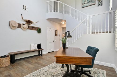 242 Meandering Ln, Turlock CA  95382-7354 exterior
