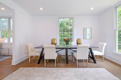 41 Walworth Ave, Scarsdale NY  10583-1433 exterior