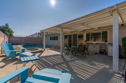 1954 Claudia Ave, Simi Valley CA 93065-3642 exterior