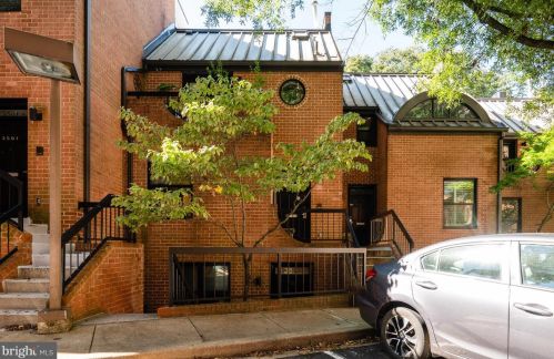 3503 17th St, Washington, DC 20010-1882