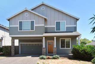 166 30th Ave, Beaverton OR  97123-7097 exterior