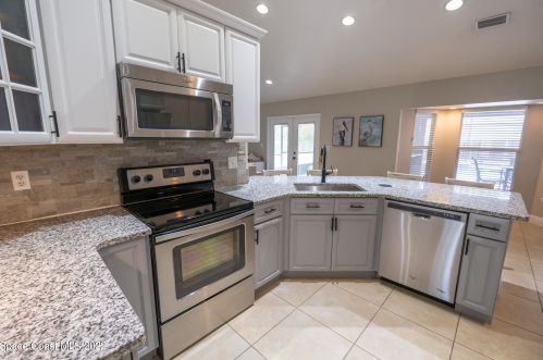 4969 Hamlin Cir, Mims FL  32754-5777 exterior