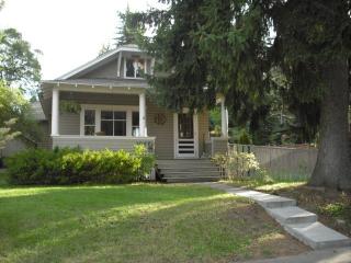 2714 18th Ave, Spokane WA  99223-5140 exterior