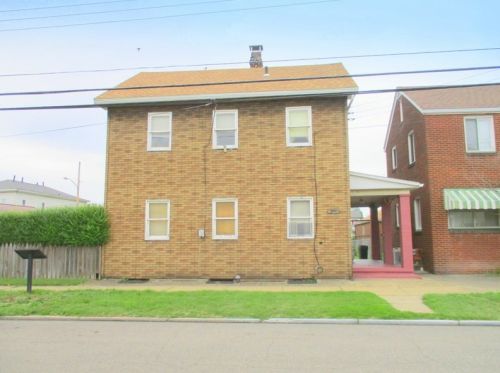271 15th St, Ambridge, PA 15003-2218