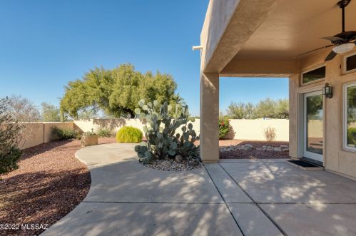 300 Hidden Quail Dr, Tucson AZ  85704-6940 exterior